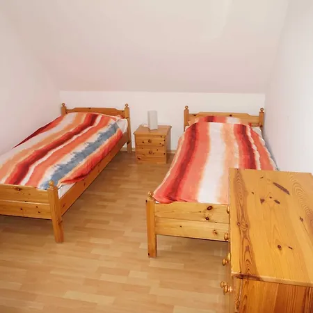 Ferienhaus Muschelpadd 9 *